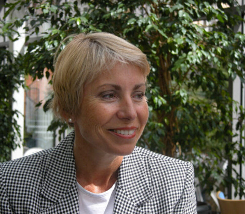 Sissel Rogne tildeles Akademikerprisen 2012