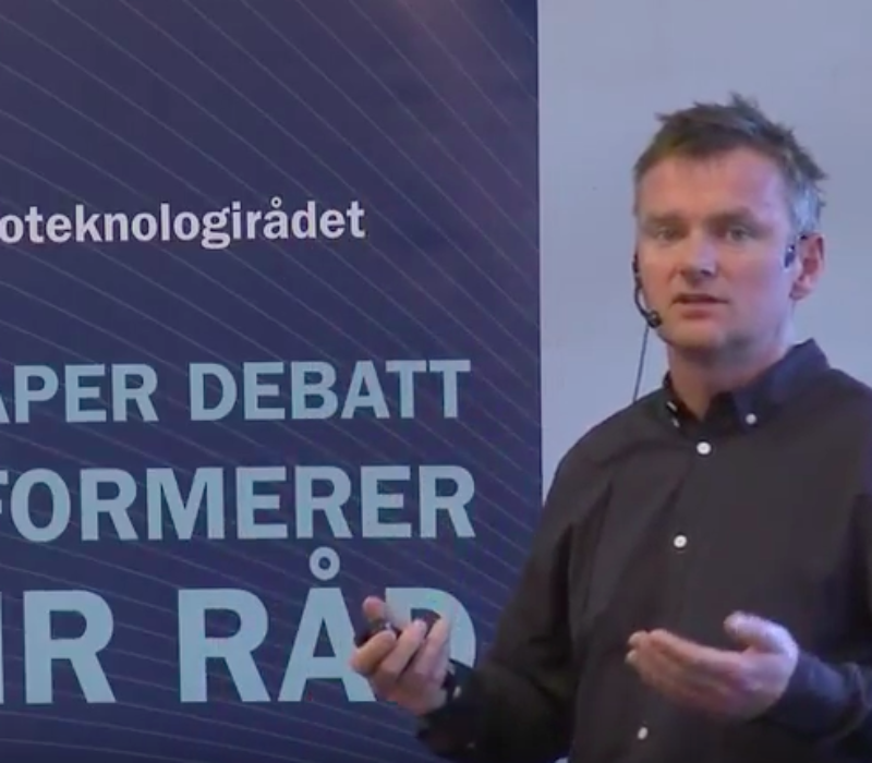 Se video fra frokostforedrag om syntetisk biologi