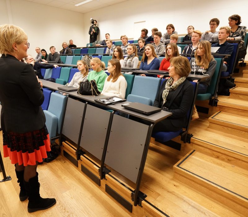 SmåGENialt: Hva mener ungdom om kloning? Nytt digitalt verktøy for ungdomsskolen